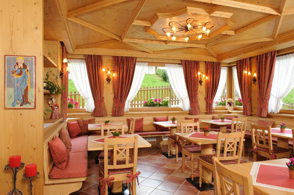 Hotel Garni La Soldanella Madonna Exteriér fotografie