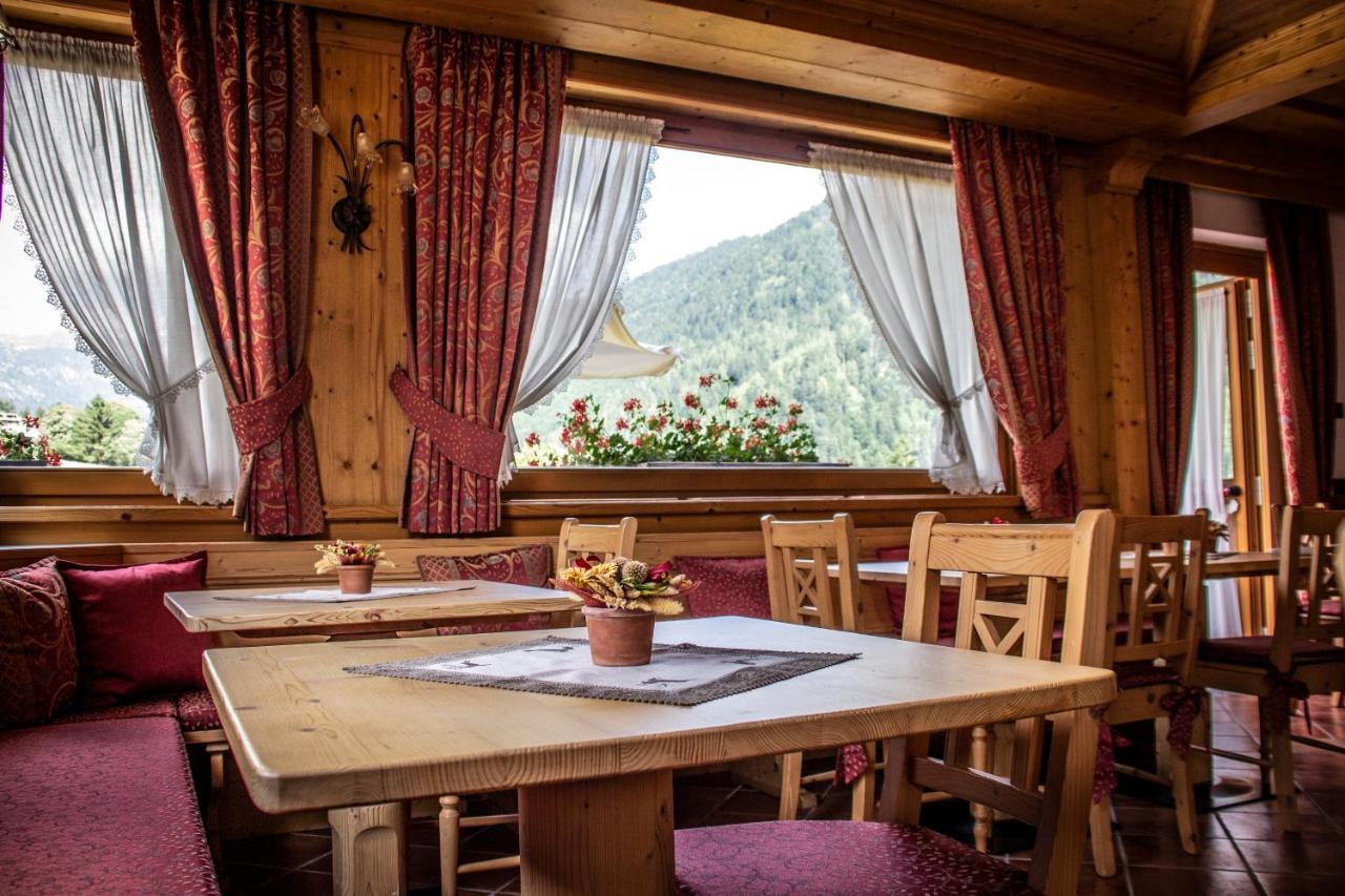 Hotel Garni La Soldanella Madonna Exteriér fotografie